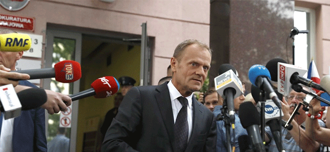 AB Konseyi Başkanı Tusk, Polonya'da 8 saat ifade verdi