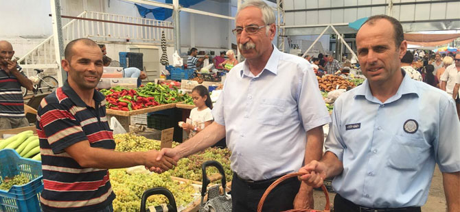 Girne Belediye Başkanı Güngördü Girne Açık Pazarı ziyaret etti
