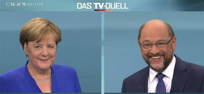 Merkel ve Schulz TV'de tartıştı: "Başbakan olursam müzakareleri keserim"