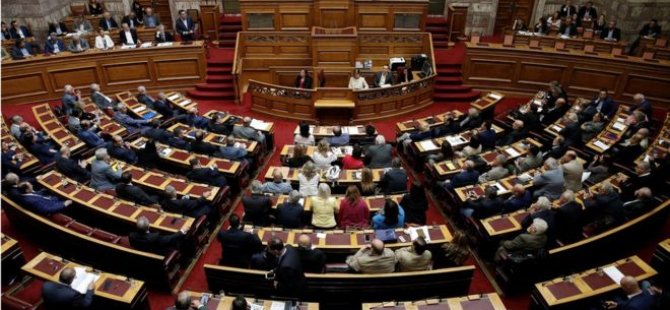 Yunanistan Parlamentosu 'cinsiyet değiştirme hakkını' tanıdı