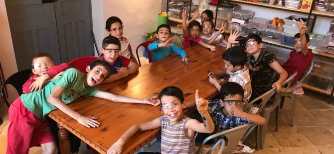 Vakıflar İdaresi’nin desteğiyle Surlariçi'ndeki çocuklara dersler
