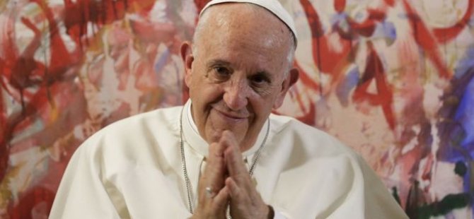 Papa Francesco: Bazen dua ederken uyuya kalıyorum