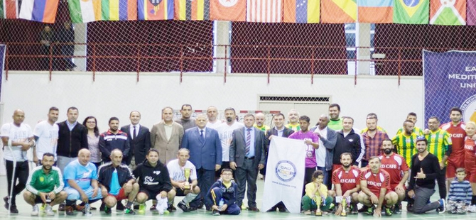 DAÜ-Koop Futsal Turnuvası’nın şampiyonu Spor İşleri Müdürlüğü oldu