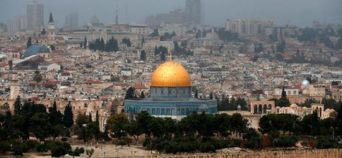 Trump Kudüs'ü İsrail'in başkenti olarak tanıdı