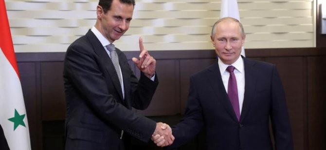 Putin Suriye'ye yaptığı sürpriz ziyarette Esad ile görüştü