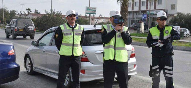 Polisten Girne ve Gazimağusa’da huzur operasyonu