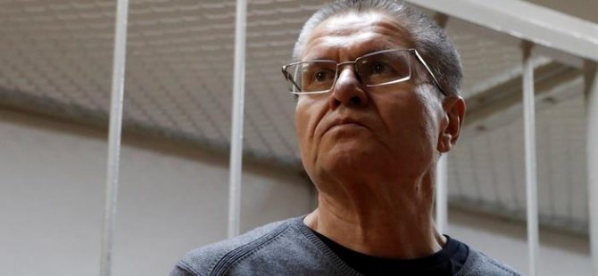 Rusya'da rüşvetten suçlu bulunan eski bakana sekiz yıl hapis