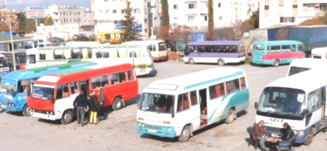 Toplu taşıma hizmeti yok, vatandaş mağdur!