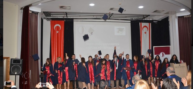 YDÜ Fakültesi mezuniyet töreni gerçekleştirildi