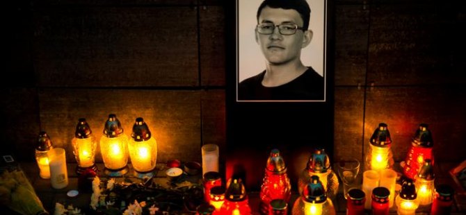 Slovak gazeteci cinayetinde mafya şüphesi