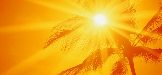 Yaz İle Gelen Tehlike: Çocuklarda Güneş Çarpması