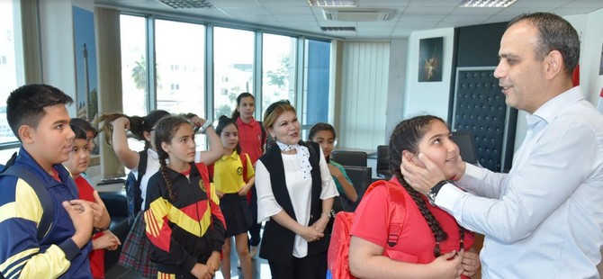Çocuklar LTB Başkanı Harmancı'yı ziyaret etti