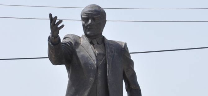 Yayla Atatürk Büstü yenilendi