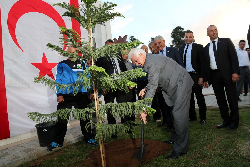 Binatlı Yılmaz Spor Kulübü Yeni Binası Hizmete Girdi