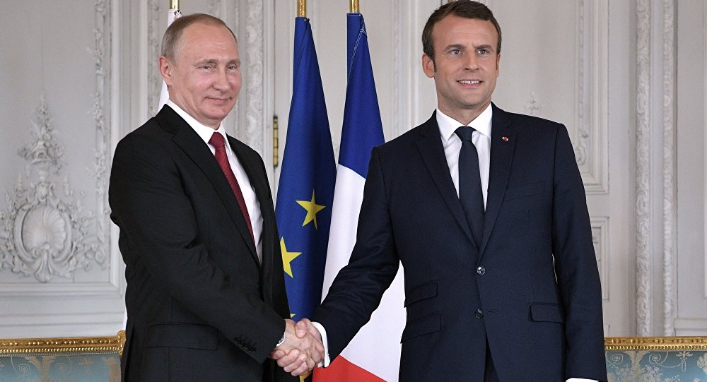 Putin: Rusya ile Fransa arasındaki ilişkiler tüm zorluklara rağmen gelişiyor