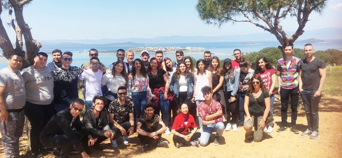 DAÜ Gastronomi ve Mutfak Sanatları Bölümü öğrencileri İzmir Çikolata Festivali’ndeydi