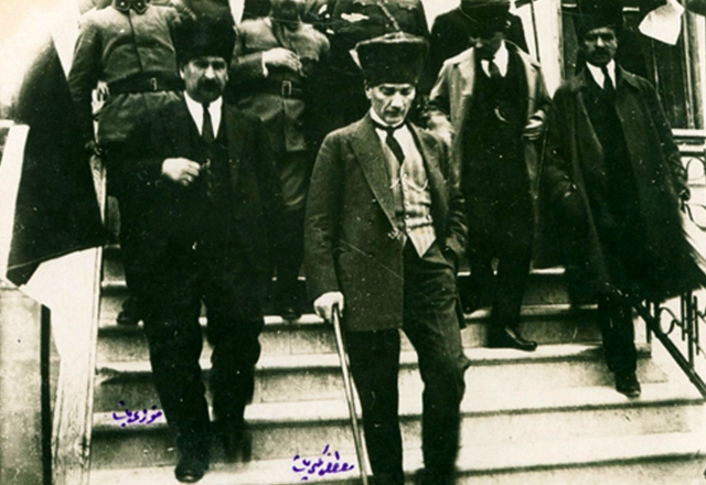 Atatürk'ün hiç görülmemiş fotoğrafları
