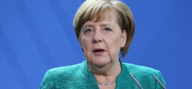 Almanya Başbakanı Angela Merkel parti liderliğini bırakıyor