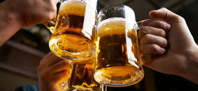 Alkol zehirlenmesi geçiren hasta 4.5 litre birayla kurtarıldı