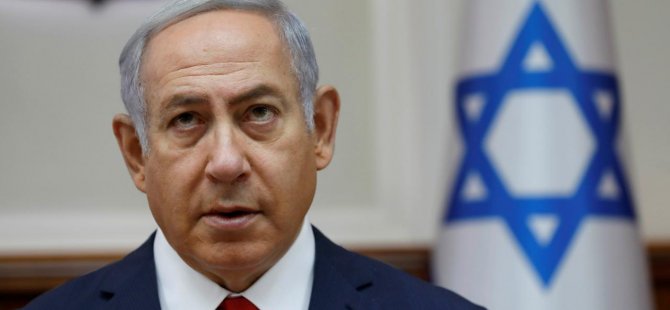 Netanyahu kelliğe neden oluyor