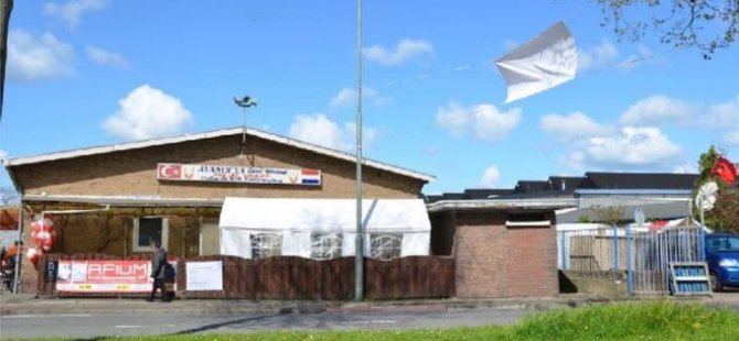 Hollanda'da Ayasofya Camii'nde meydan kavgası: 2 yaralı, 4 gözaltı