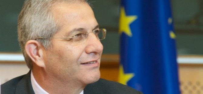 Kiprianu: “Desantralize federasyon tartışması yok yere açıldı”