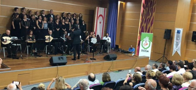 Fenerbahçe mahallesi gönüllüler korosu Girne’de konser verdi