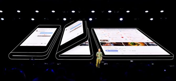 Samsung katlanabilen yeni telefonunu tanıttı