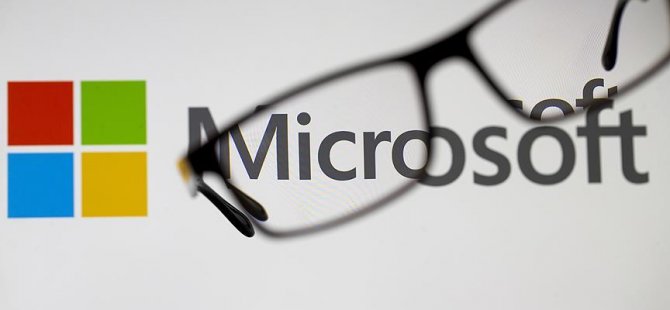 Microsoft, Apple'dan tacını geri aldı