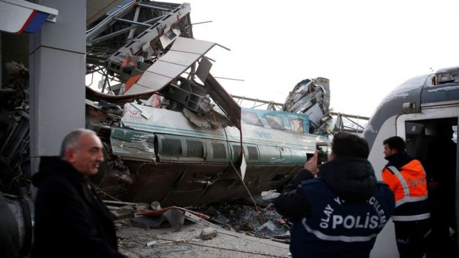 Ankara’da yüksek hızlı tren kazası: 9 ölü, 47 yaralı