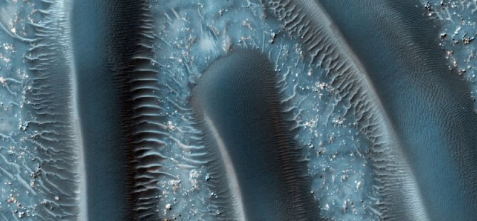 Mars’taki ‘buz gölü’ görüntülendi
