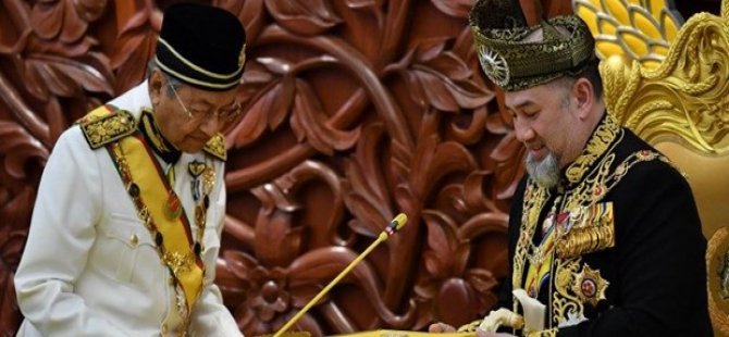 Malezya Kralı Sultan V. Muhammed tahtını bıraktı