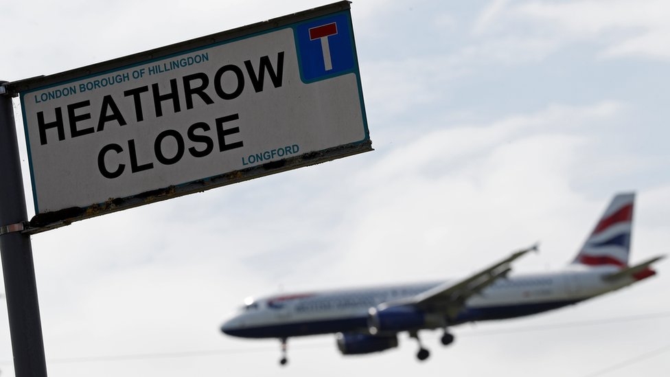 Londra Heathrow Havalimanı'nda tüm uçuşlar durduruldu