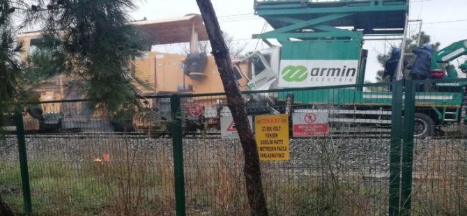 İstanbul Florya'da iki tren çarpıştı! (VIDEO HABER)