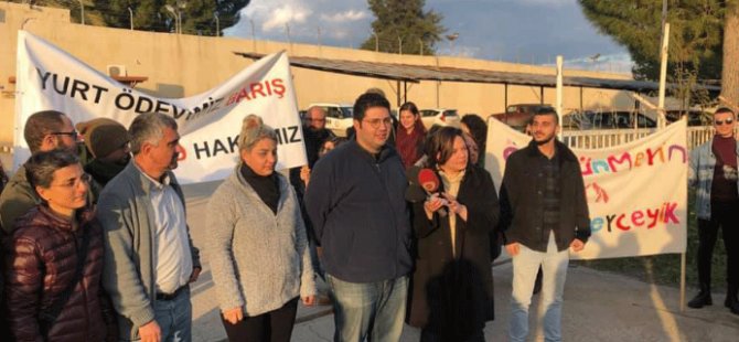 Vicdani Retçi Karapaşaoğlu cezaevinden çıktı!