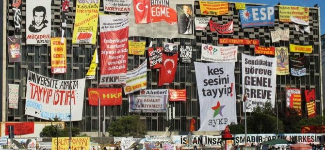 Erdoğan: AKM'ye teröristlerin resimlerini astılar