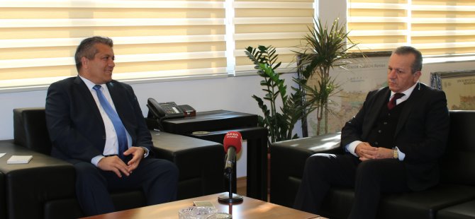 Gazimağusa Belediye Başkanı İsmail Arter ile Turizm ve Çevre  Bakanı Fikri Ataoğlu bir görüşme yaptı