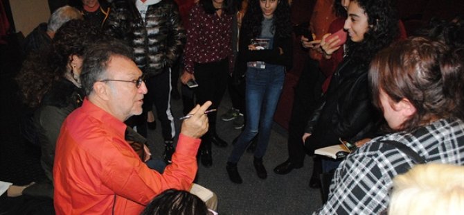Tamer Levent Girne Belediyesi oda tiyatrosu’na konuk oldu