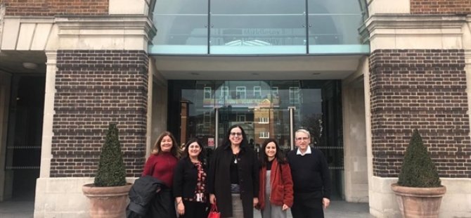 KKTC Londra Büyükelçisi, Kıbrıslı Türk Öğretim Üyelerini Ziyaret Etti
