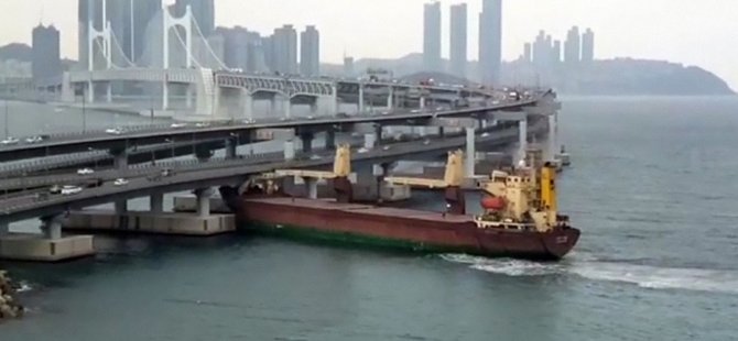 Sarhoş Rus denizci, Güney Kore'deki köprüyü deldi