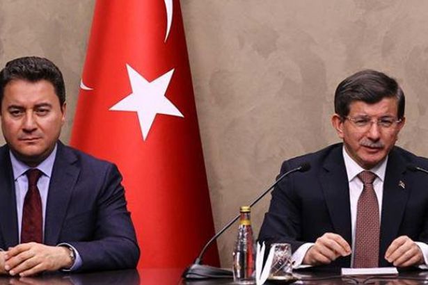 Yeni parti hareketinde yer alan isim: Bu gidişle, AKP'nin Akdeniz'den İstanbul'a kadar belediyesi kalmayacak