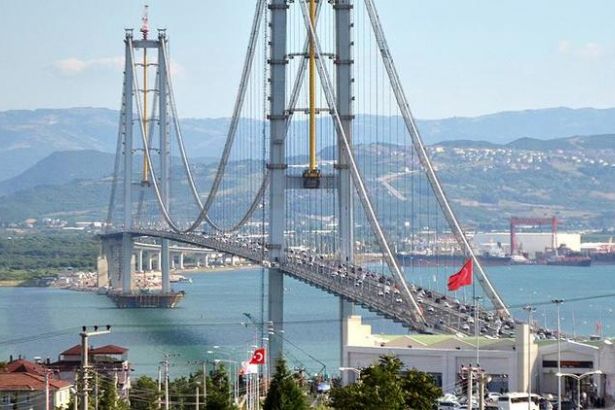 İstanbul'da yeni köprülerde garanti geçiş sayıları tutmadı: Hazine 1.76 milyar lira ödeyecek