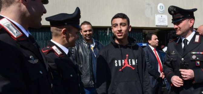 İtalya'da kaçırılan okul servisindeki 'kahraman' öğrenciye vatandaşlık verilmesi gündemde