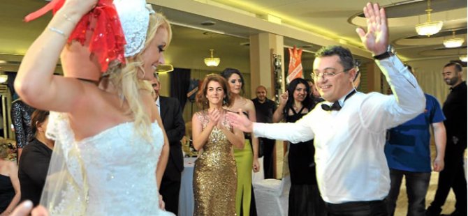 Başbakan Erhürman'ın eşi Nilden Bektaş'tan "dans eleştirilerine" tepki