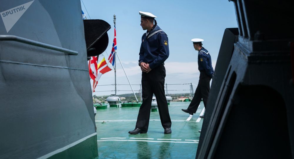 Karadeniz 'ısındı': Rus filosu, NATO tatbikatı sırasında askeri eğitim düzenledi