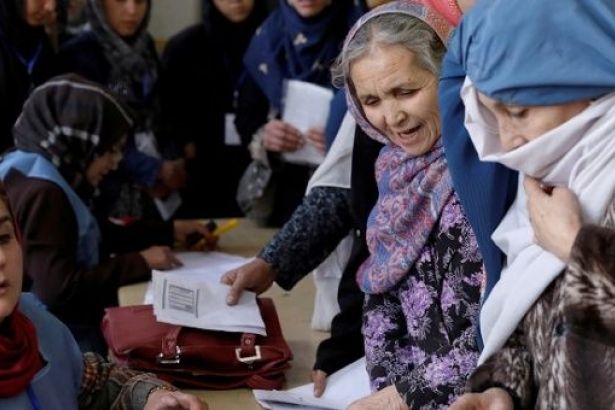 Taliban: Değiştik, heyetimizde kadınlar da olacak