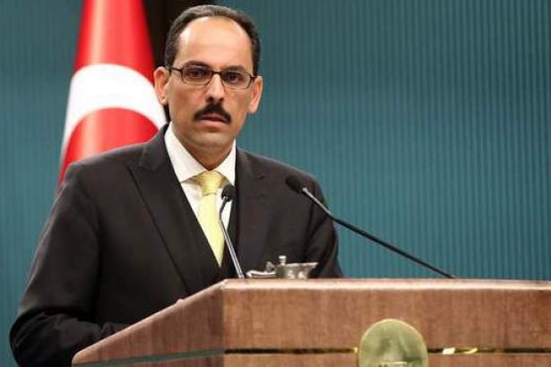 Cumhurbaşkanlığı Sözcüsü İbrahim Kalın, kabine toplantısı sonrasında açıklamalarda bulunuyor.