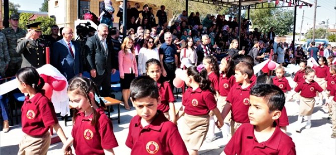 Bakan Özyiğit Alayköy İlkokulu’nda düzenlenen törene katıldı