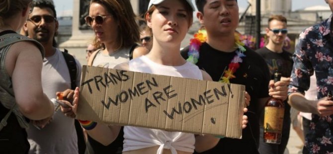 Londra, ilk Trans Onur Yürüyüşü’ne hazırlanıyor
