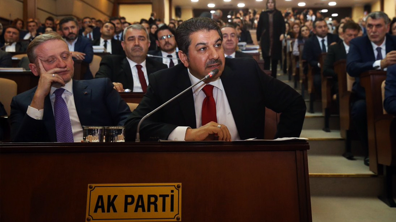 AKP'li Tevfik Göksu: Biz suyu getirmeseydik İmamoğlu indirim yapabilir miydi?